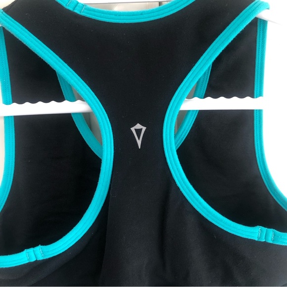 Ivivva by Lululemon girls ruffle accent tank top - Picture 6 of 7